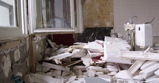 Демонтаж хрущевки в белебее - удаление старых полов и стен по выгодной цене от 1745 рублей.